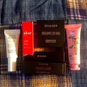 5 piece Make Up lot, make up bag included also.